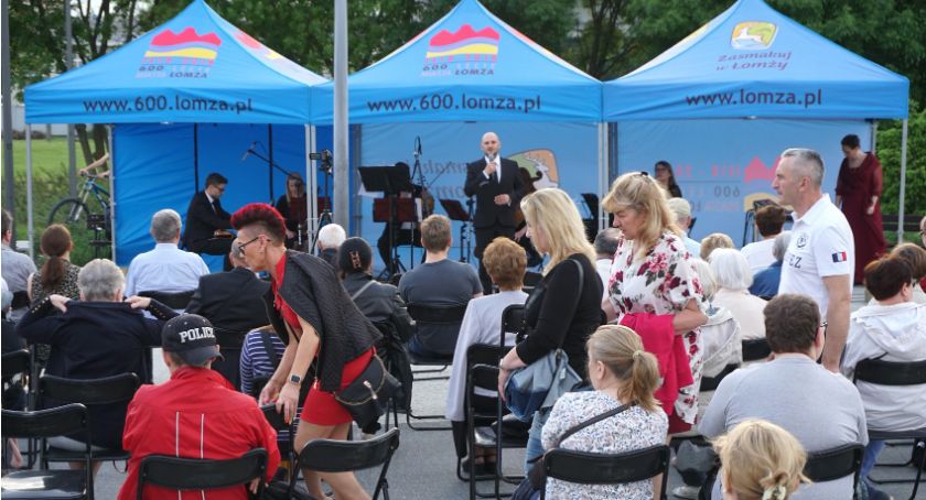Muzyka i kino na leżakach w Parku Jana Pawła II. Łomża pamiętała o 30. rocznicy wizyty Ojca Świętego [FOTO]