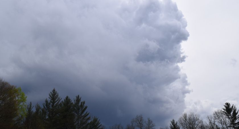 Możliwe burze z gradem. Synoptycy ostrzegają