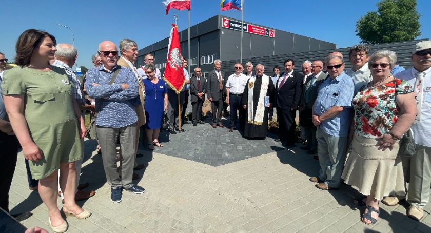 100-lecie Geodezji Ziemi Łomżyńskiej. Nowe rondo, ulica i obelisk [FOTO]