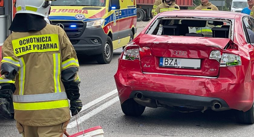 Kraksa w Wygodzie. Ciężarówka wjechała w audi [FOTO]