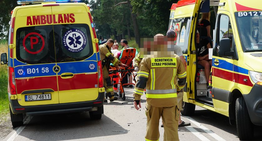 Wypadek trzech aut. Cztery osoby w szpitalu [FOTO]