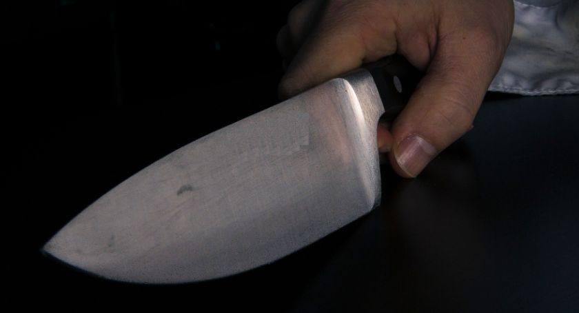 Awantura podczas libacji. Ukrainiec rzucił się na Białorusina z nożem