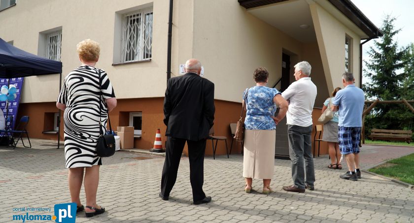 “Warto pomyśleć nie tylko o sobie”. Przy parafii pw. Bożego Ciała można dziś się zaszczepić przeciwko COVID-19 [FOTO]