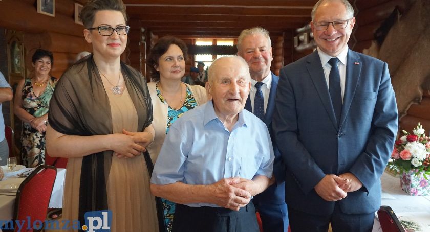 “Życie jest piękne” - śpiewa kończący 100 lat Tadeusz Grabowski z Wizny [VIDEO i FOTO]