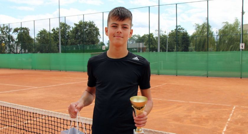 Wiktor Kosowski trzeci w Warszawie