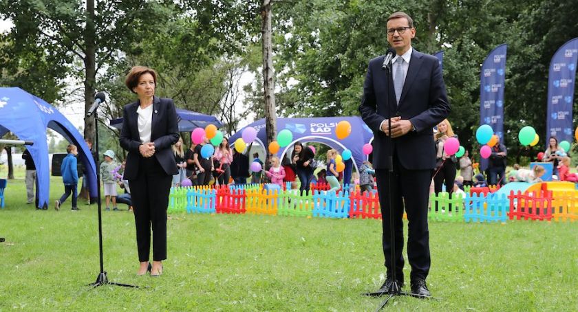 12 tysięcy na dziecko od następnego roku. Rada Ministrów przyjęła projekt