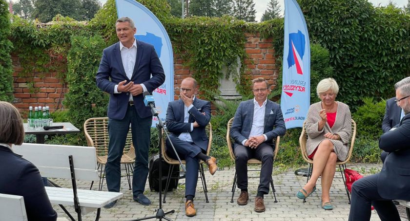 [LIVE] Kierunek Przyszłość: Politycy Platformy Obywatelskiej w Łomży