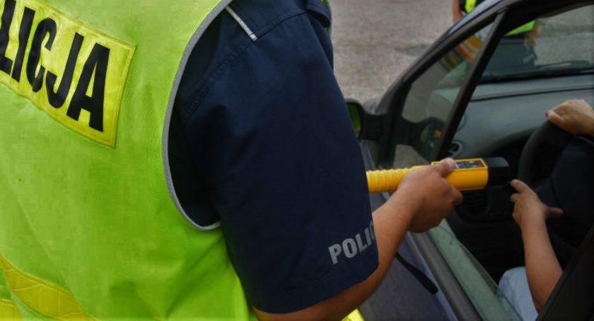 Pijany 18-latek jechał bez uprawnień