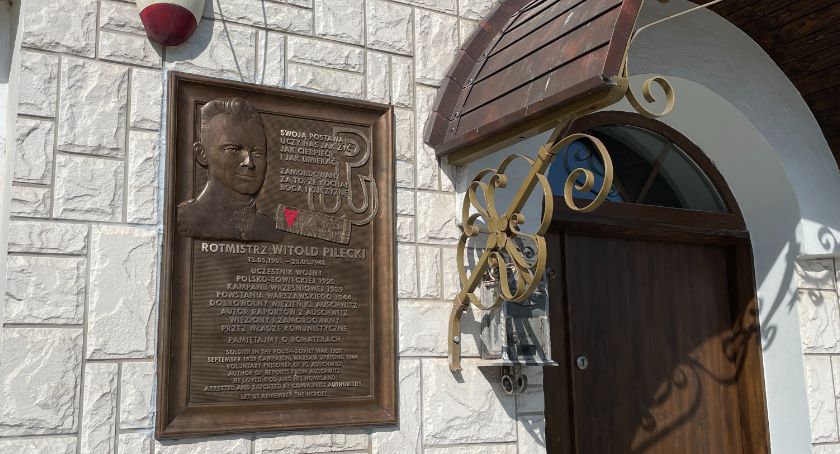 Nowa tablica pamiątkowa przy Starym Rynku