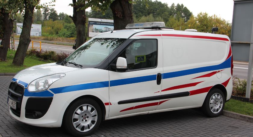 Gmina Piątnica dostała ambulans [FOTO]