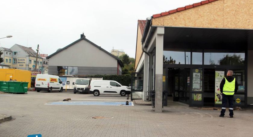 Remont Lidla przy Zjeździe. Zmiany w sklepie i na parkingu