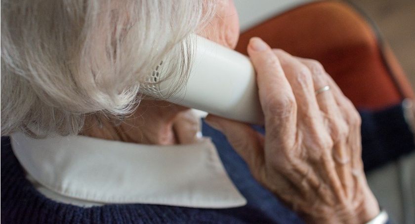 Fałszywy telefon do seniorki. ZUS ostrzega