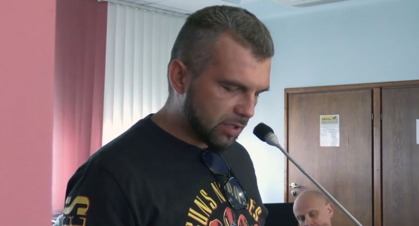 Szczepionki i segregacja sanitarna ponownie na sesji. Radni ocenili zachowanie antyszczepionkowców
