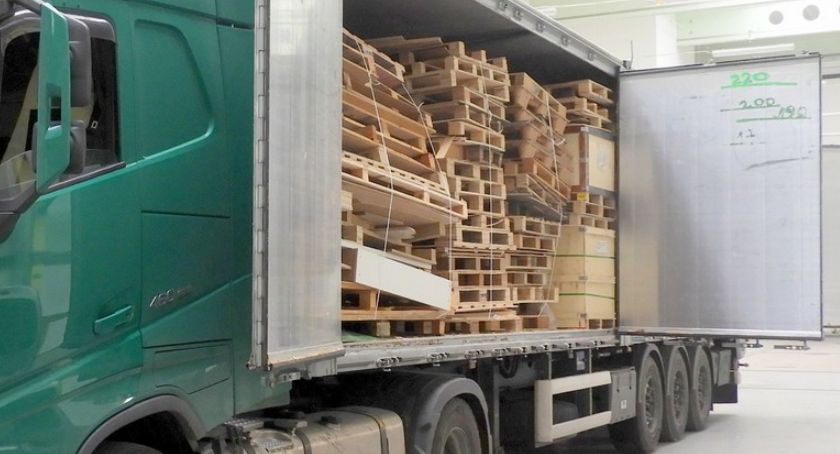 10 ton nielegalnych odpadów. Miały trafić do odbiorcy w Podlaskiem