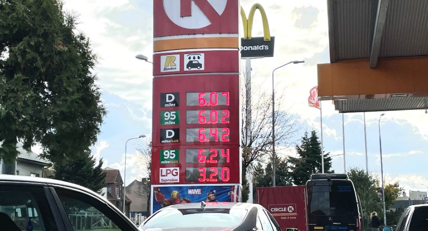 6.02 PLN za litr Pb95 w Łomży