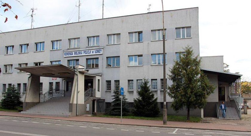 Pomieszczenie dla Osób Zatrzymanych. Sporo pijanych i brak materiałów medycznych