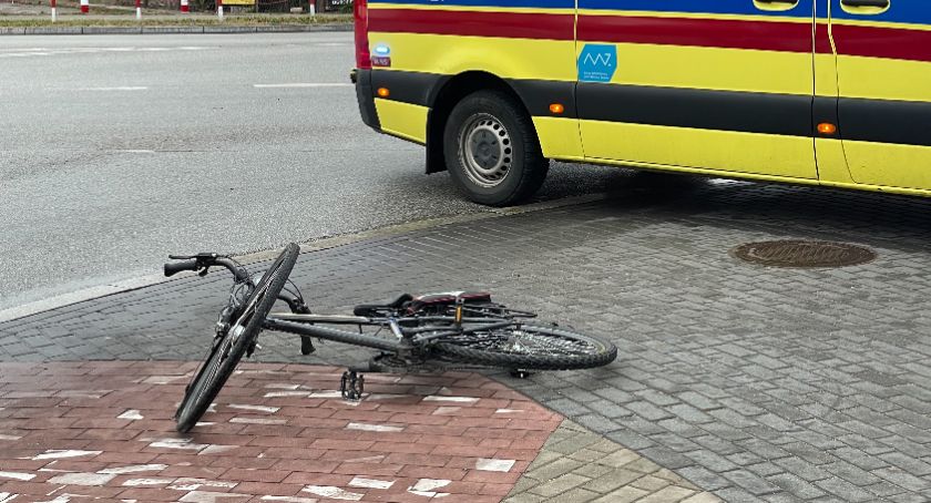 Potrącenie rowerzysty na skrzyżowaniu Sikorskiego i Nowogrodzkiej [FOTO]