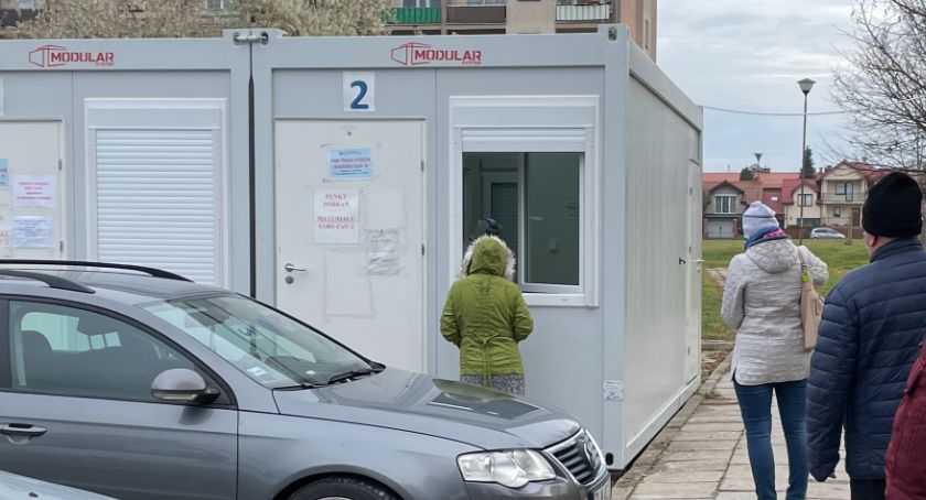 Pandemia koronawirusa. Ponad 1,6 tys. osób na kwarantannie w Łomży i powiecie