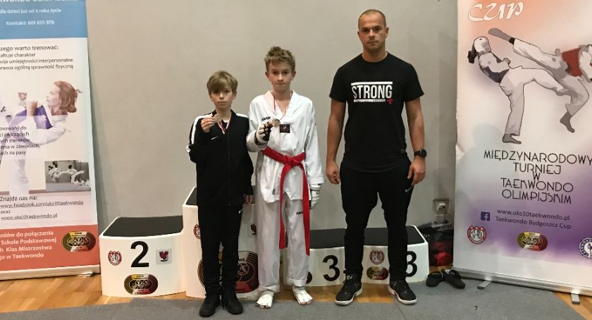 Udany występ łomżyńskich taekwondzistów w Bydgoszczy [FOTO]