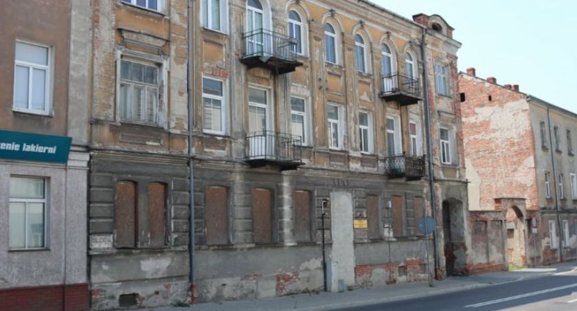 Łomża. Coraz mniej mieszkań komunalnych