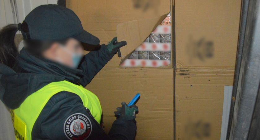 Papierosy w przerobionym kontenerze [FOTO i VIDEO]