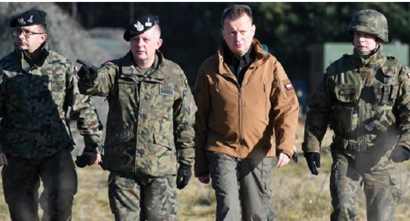 Mariusz Błaszczak w Nowogrodzie będzie obserwował forsowanie rzeki Narew