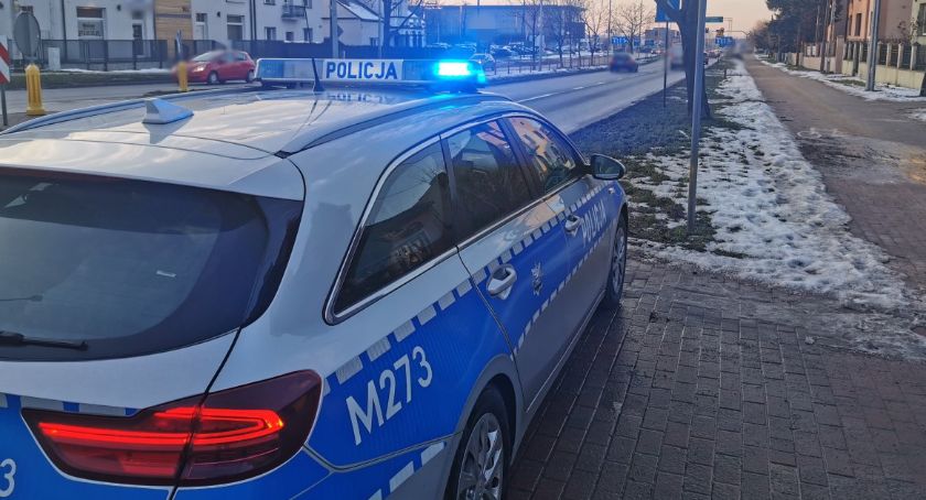 Łomżyńscy policjanci mają rady dla kierowców