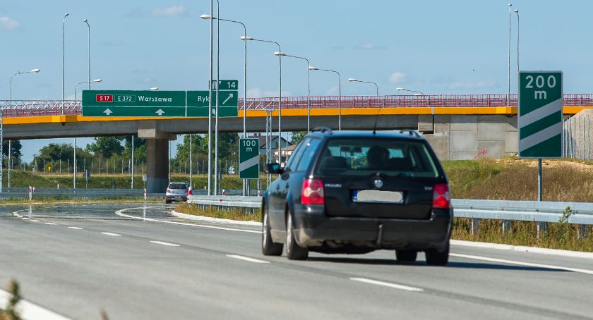 Nowe znaki na polskich drogach. Co oznaczają? 