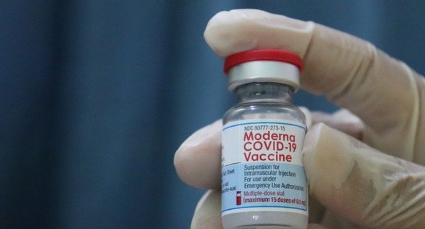 Koronawirus. Szczepienia młodszych dzieci jeszcze przed Bożym Narodzeniem