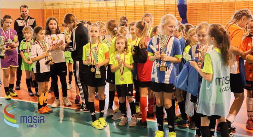 Mikołajkowy Turniej Piłki Nożnej MOSiR Łomża 2021 [FOTO]