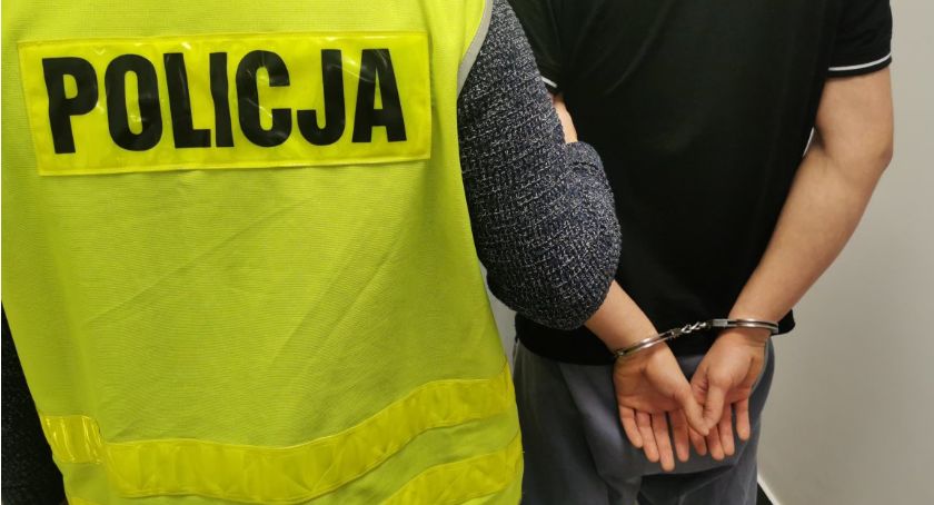 Zwrócił uwagę mężczyźnie, który załatwiał potrzebę na ogrodzenie. Został pobity