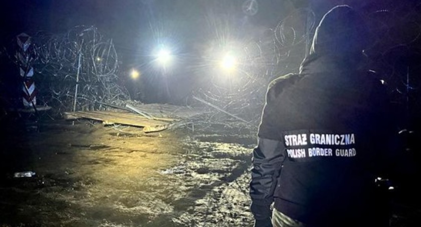 Granica polsko-białoruska. Uszkodzone radiowozy i dodatkowe wyposażenie dla SG