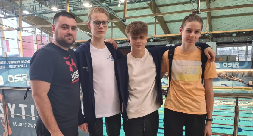 Zimowe Mistrzostwa Polski Juniorów. Pływacy z Łomży z rekordami życiowymi [FOTO]