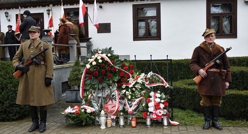 W Drozdowie upamiętniono Romana Dmowskiego [FOTO]