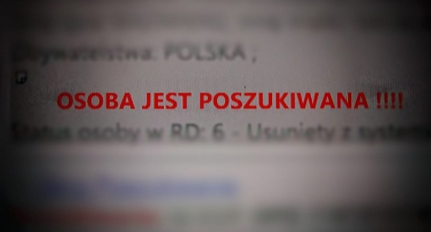 Poszukiwany wpadł, bo nie założył maseczki