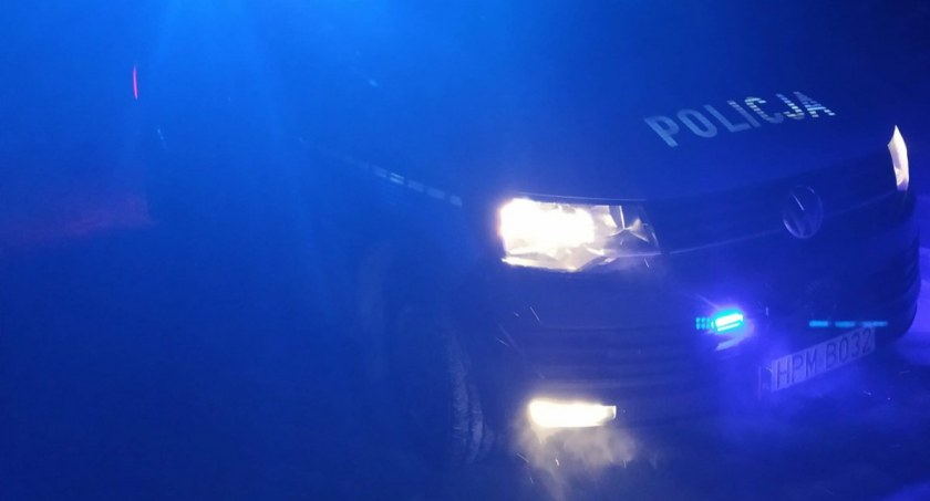 Łomża. 31-latek z zakazem przyjechał na stację paliw