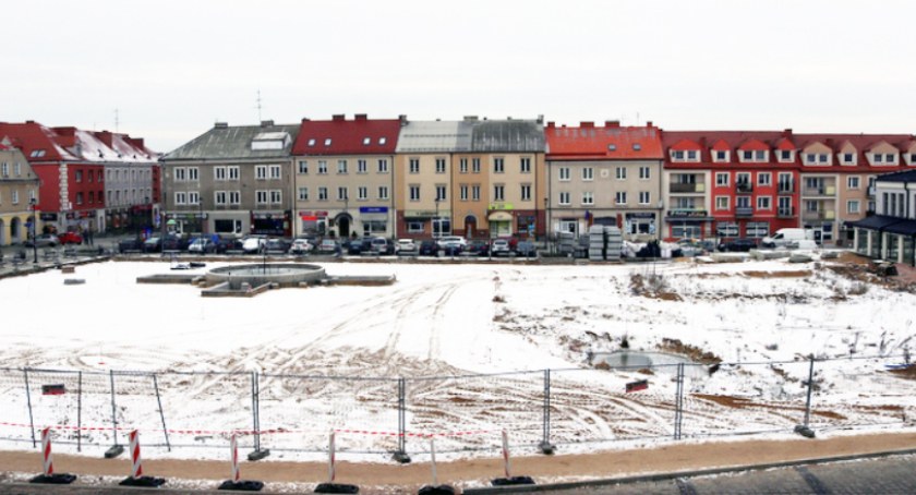 Kto dokończy rewitalizację Starego Rynku? Wpłynęły dwie oferty