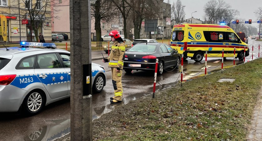 Kolizja za kolizją! Uważajmy na drogach [FOTO]
