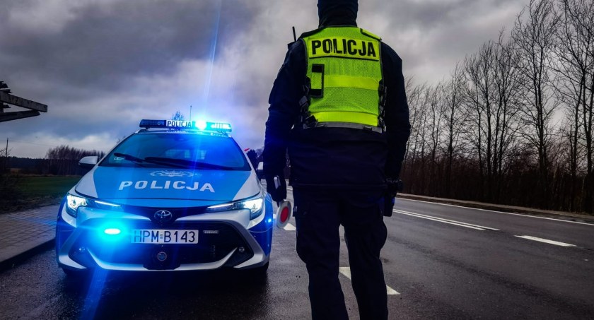 Impreza urodzinowa i spotkanie z policją