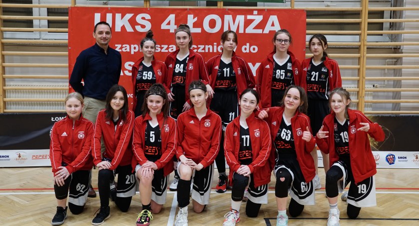 Zwycięstwa koszykarek z UKS 4 Łomża w Mazowieckiej Lidze U14 K