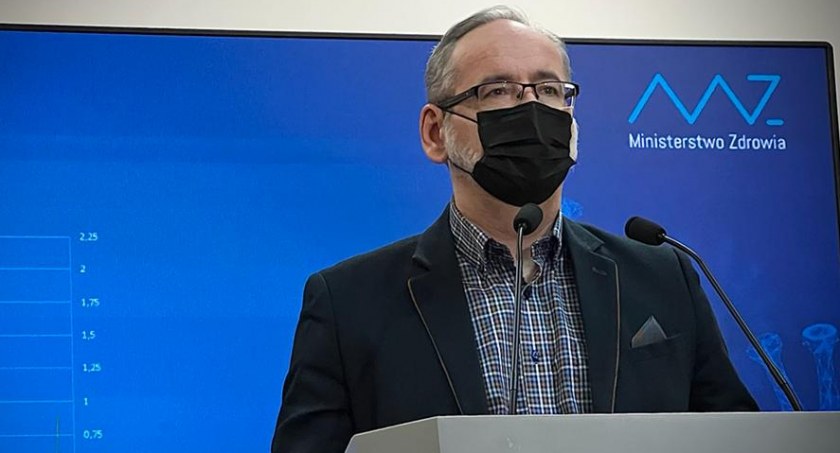 Administracja ma przejść na pracę zdalną. Minister Niedzielski apeluje do pracodawców
