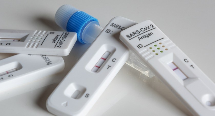 Od dziś testy antygenowe można wykonać w aptekach