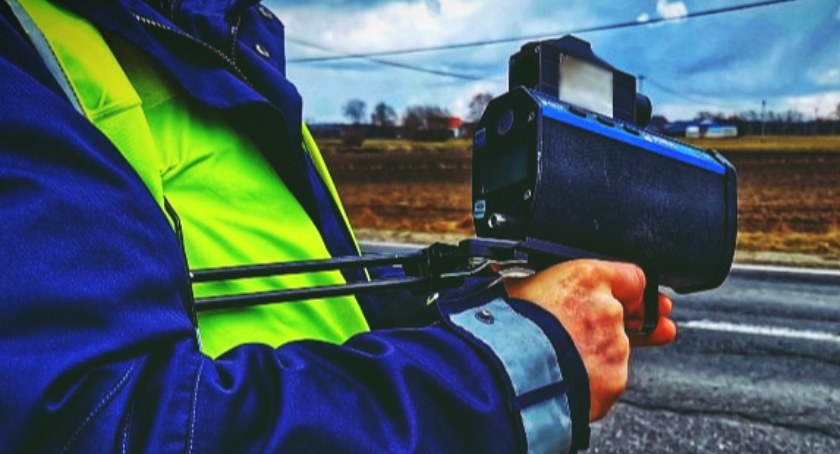 Pędzą i tracą uprawnienia