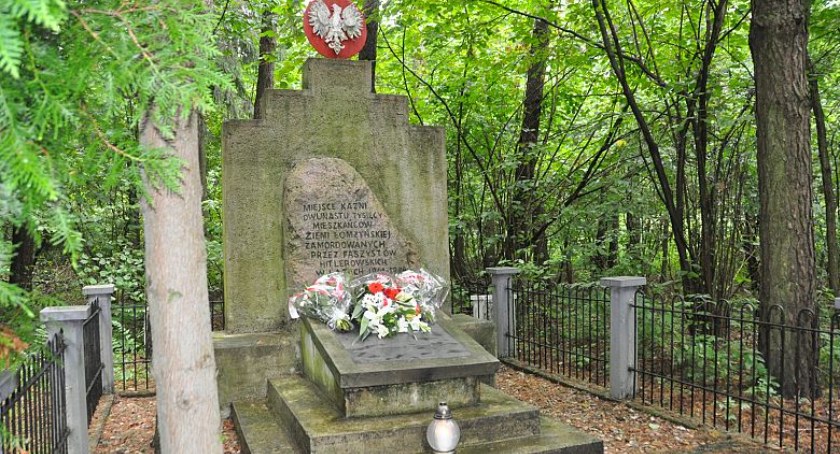 Las Giełczyński. Pomnik do renowacji