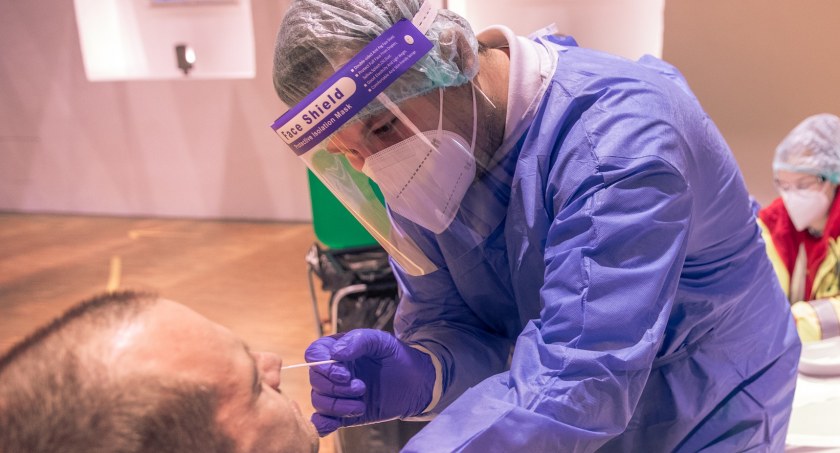 W Łomży powstały nowe punkty testowania w kierunku COVID-19