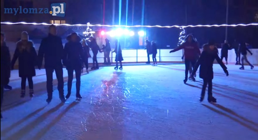 Walentynki w Łomży. Przyjdź na DISCO Lodowisko