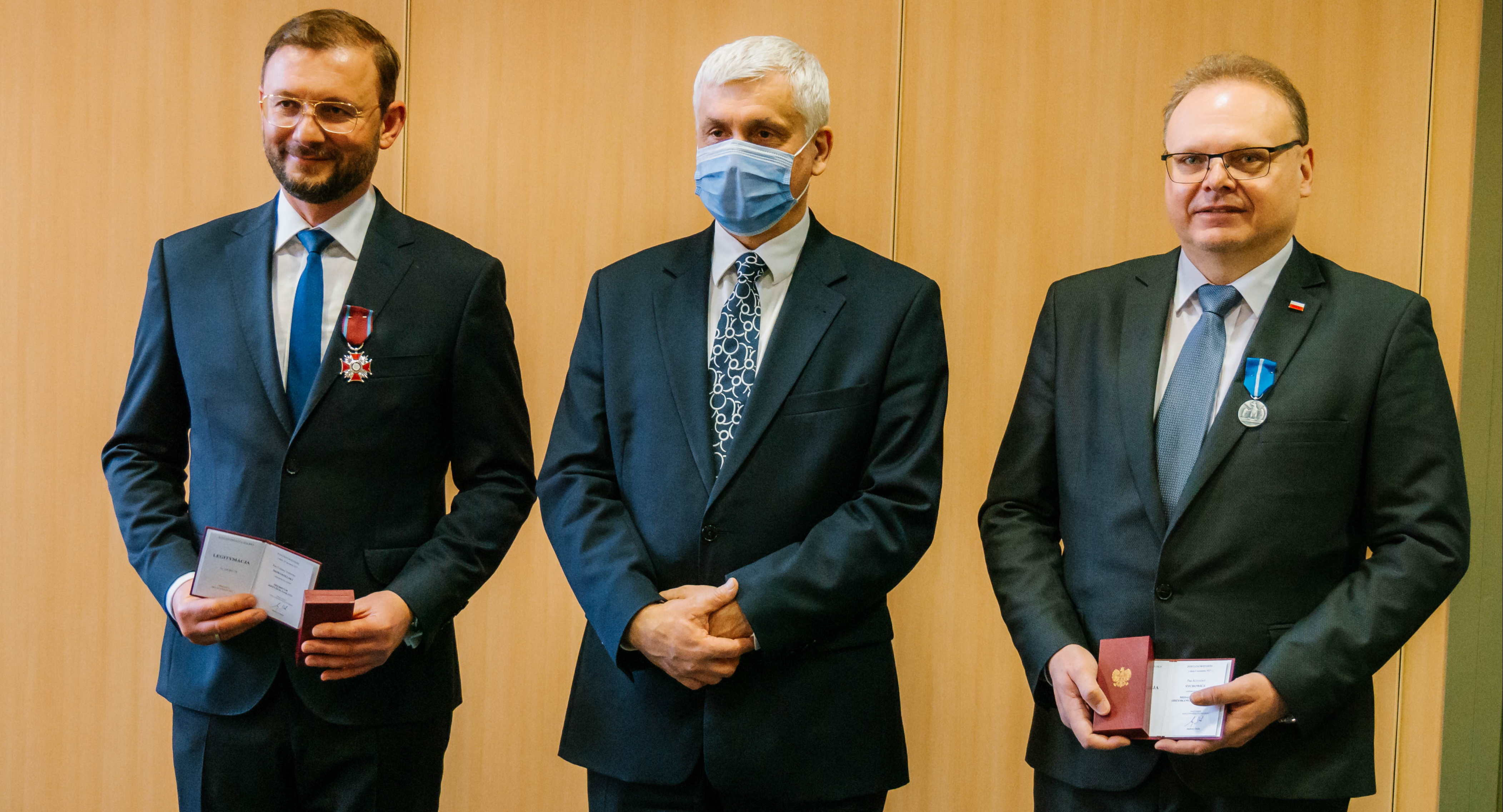 Odznaczenia państwowe za pracę na rzecz Ziemi Łomżyńskiej