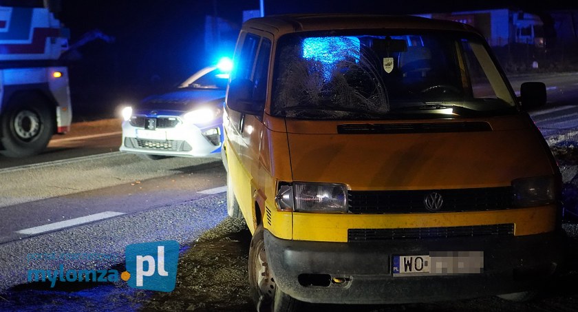 Potrącenie pieszego na trasie Łomża – Kisielnica. Są utrudnienia w ruchu [FOTO]