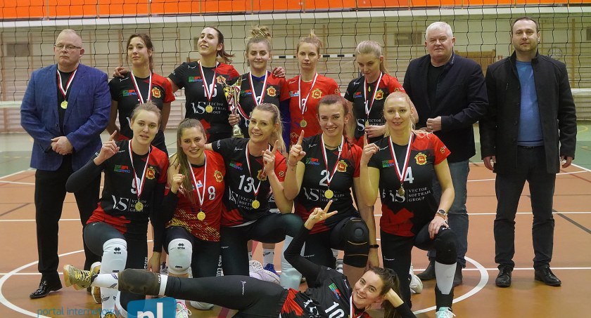 Łomżyńskie siatkarki idą jak burza [VIDEO i FOTO]