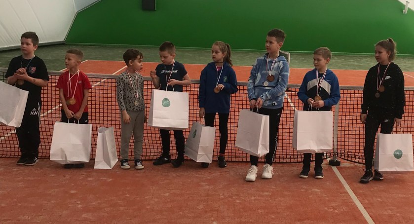 Dobre wyniki tenisistów z UKS Return [FOTO]